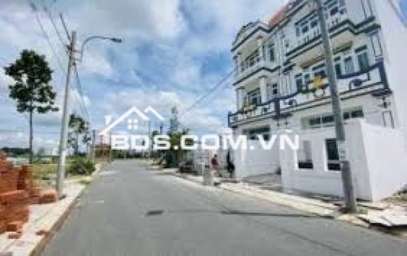 Đất thổ cư 115m2 ngay chợ và KCN Long Cang, sổ riêng chính chủ